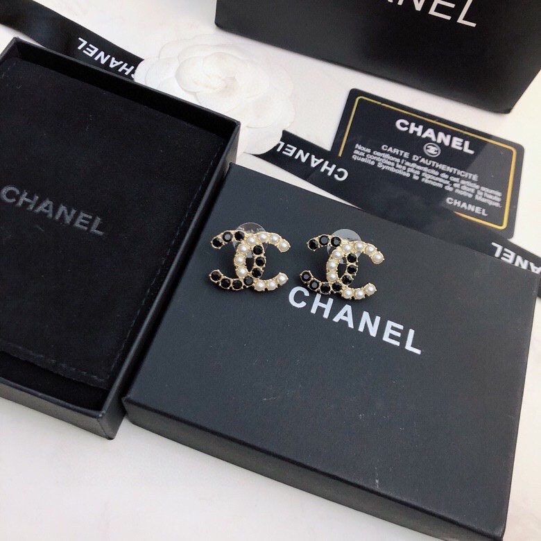Ch**el earrings